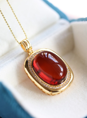 天然净水血珀大蛋面吊坠