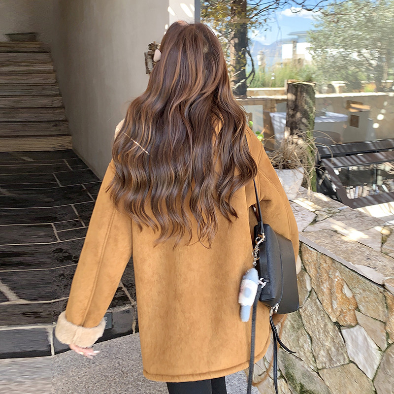韩系皮毛一体羊羔毛连帽外套女冬季独特超好看小个子超火加绒棉服,女装短外套,浙宝171