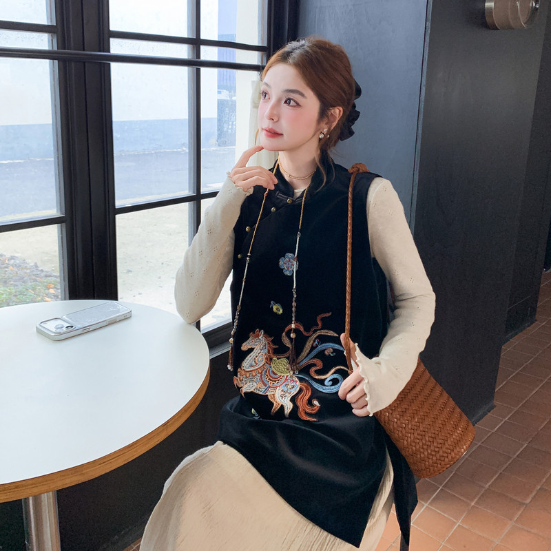 2026年重工刺绣春风马甲连衣裙XW9807P225K338，女装连衣裙，浙宝171