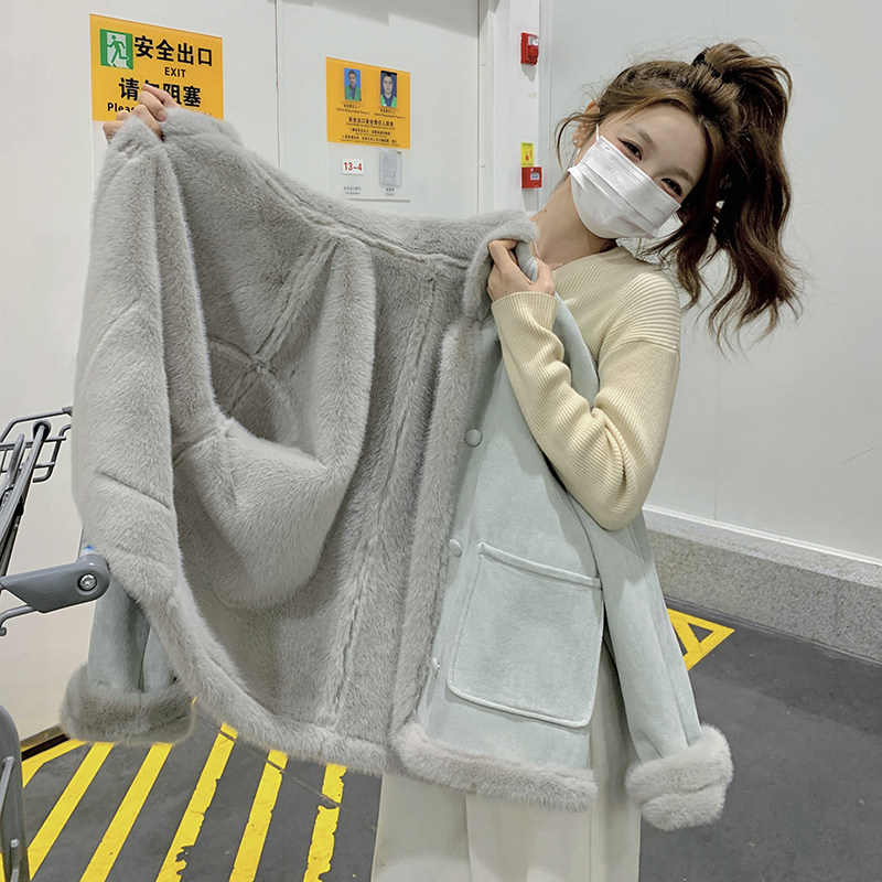 现货2025年雾霾蓝皮毛一体外套XW8088P195K298,女装短外套,浙宝171