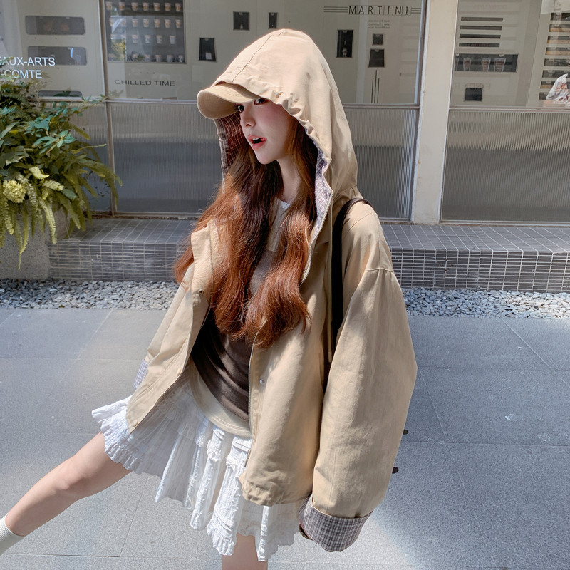 现货2026年春装新款袖口格子带帽风衣XW738P155K238,女装短外套,浙宝171