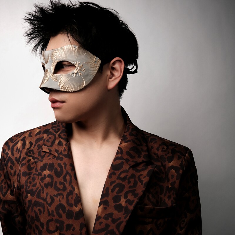 男士半脸巴洛克花纹cosplay歌手烫金面具万圣节性感成人年会表演