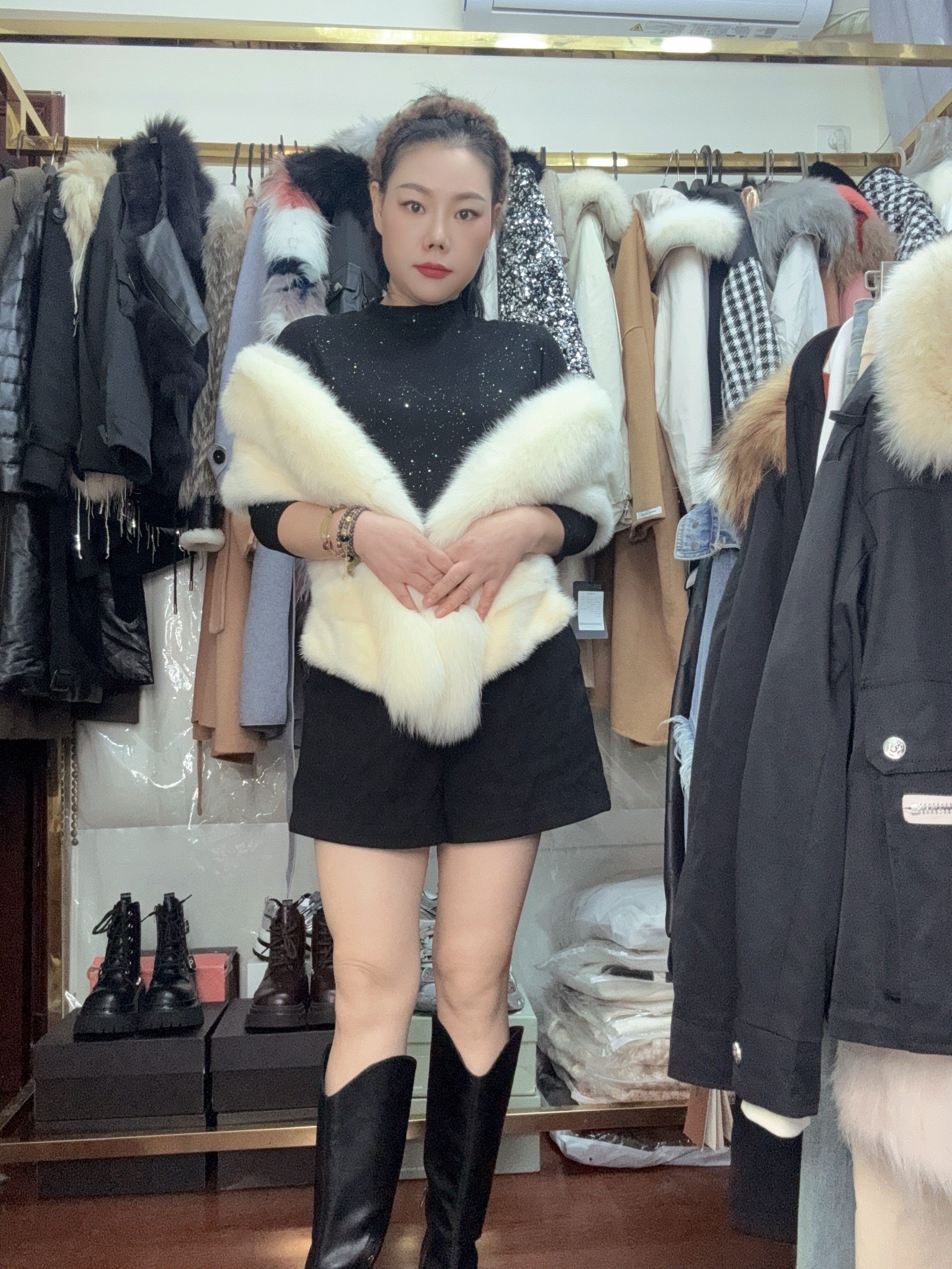 品牌撤柜女装清货2025秋冬新皮草