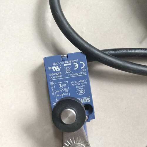 咨询SUNS三实行程开关，型号SN3108-SP，带议价