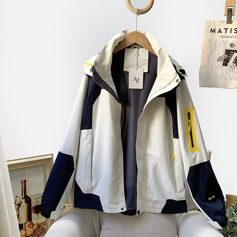 无假期的人】外贸单！防风防水户外休闲运动外套连帽冲锋衣男春秋