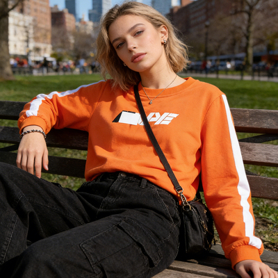 街头休闲运动服长袖卫衣女春秋