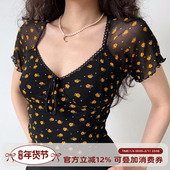 短款 上衣 复古碎花网纱V领短袖 黑色T恤女修身 Girl 自制美式