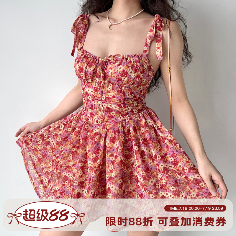 复古田园风系带碎花吊带连衣裙女
