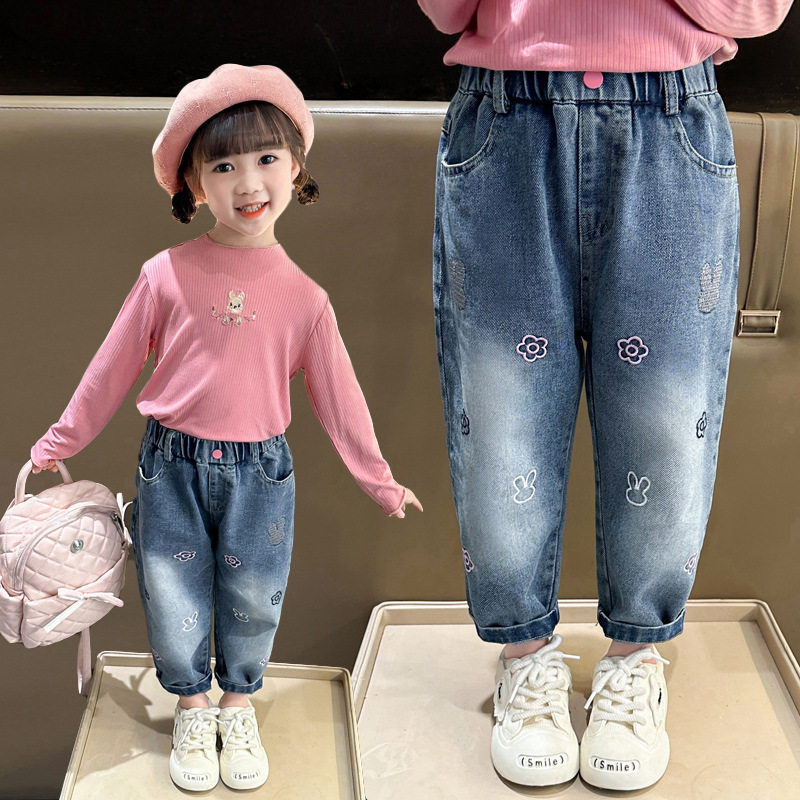 童装代发女童卡通刺绣牛仔裤秋季新款女宝宝儿童百搭宽松牛仔长裤