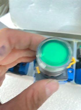 和泉YW1L-AF2B20QM3G议价产品