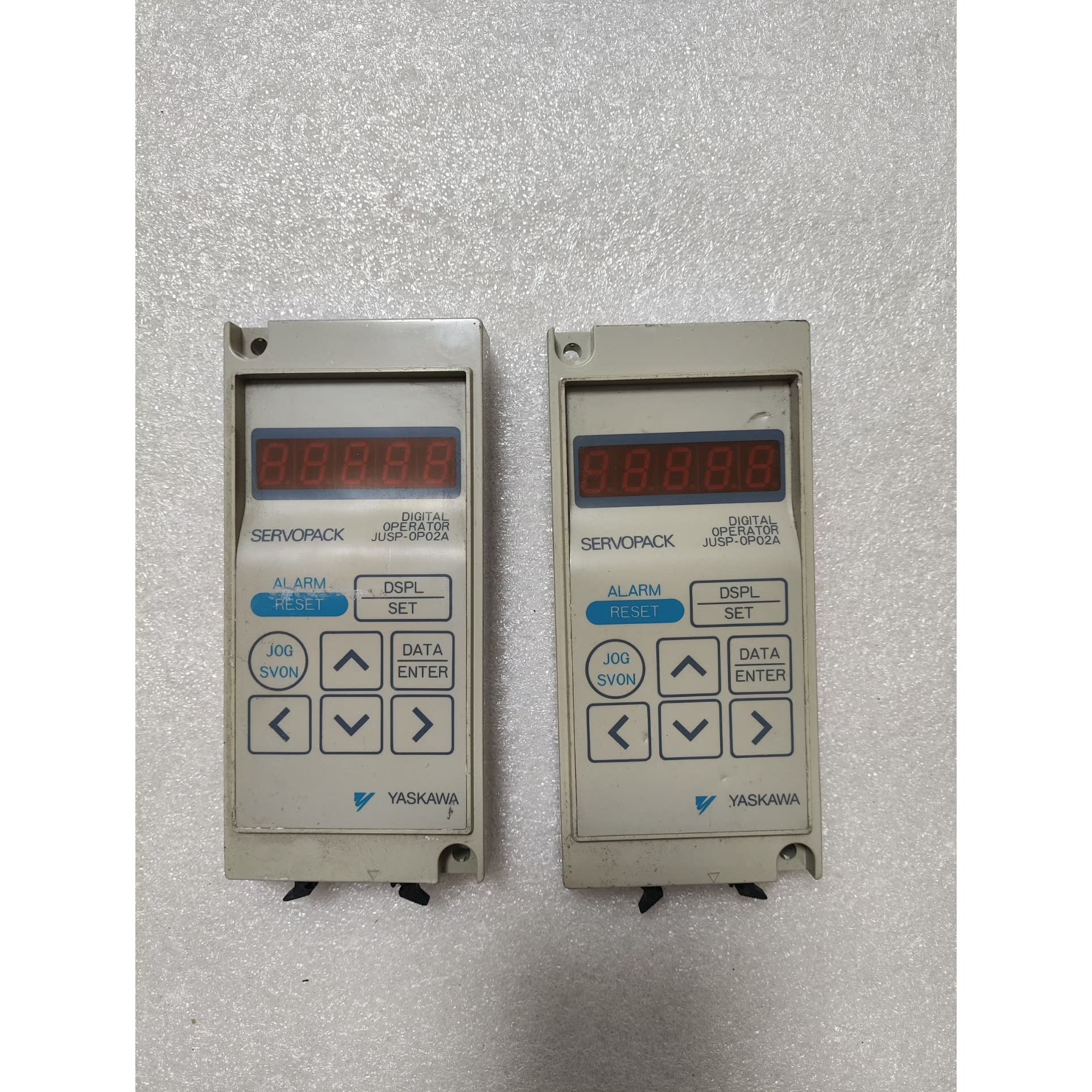 安川伺服面板 JUSP-OP02A  有2个一个重量2两在3议价产品
