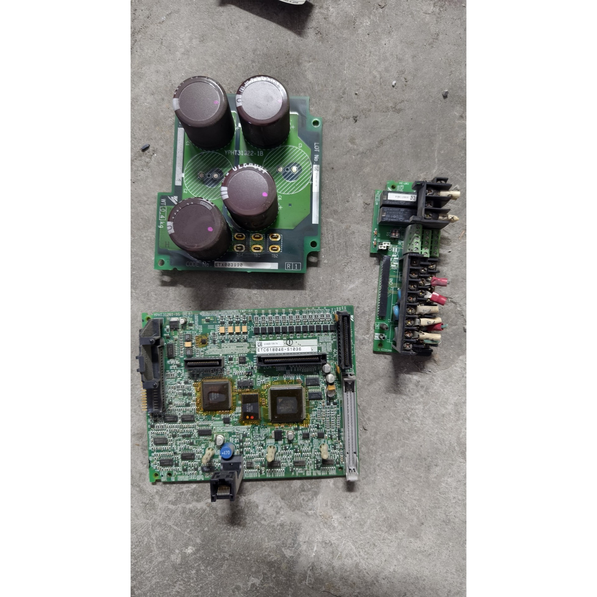 安川变频器CIMR-G7A42P2,线路板加电容模块ETC6议价产品