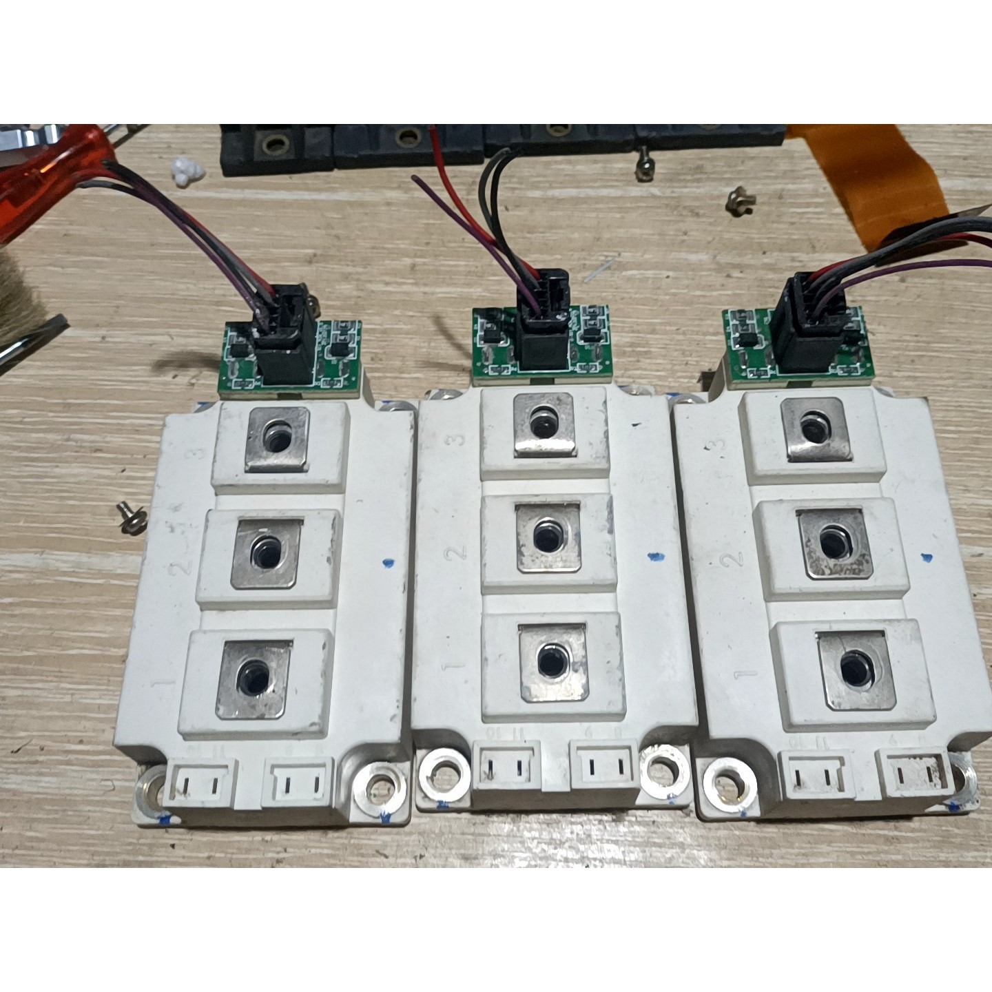 STARPOWER模块MD680HFN100B3S!成色如图议价产品