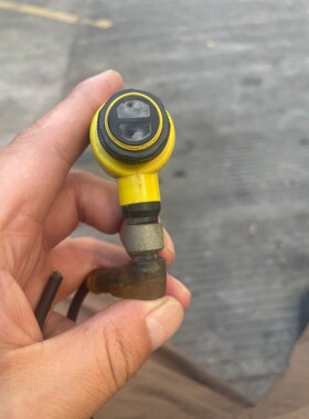 邦纳传感器T18SP6LQ,黄色外壳,带黑色线缆.件,实议价产品