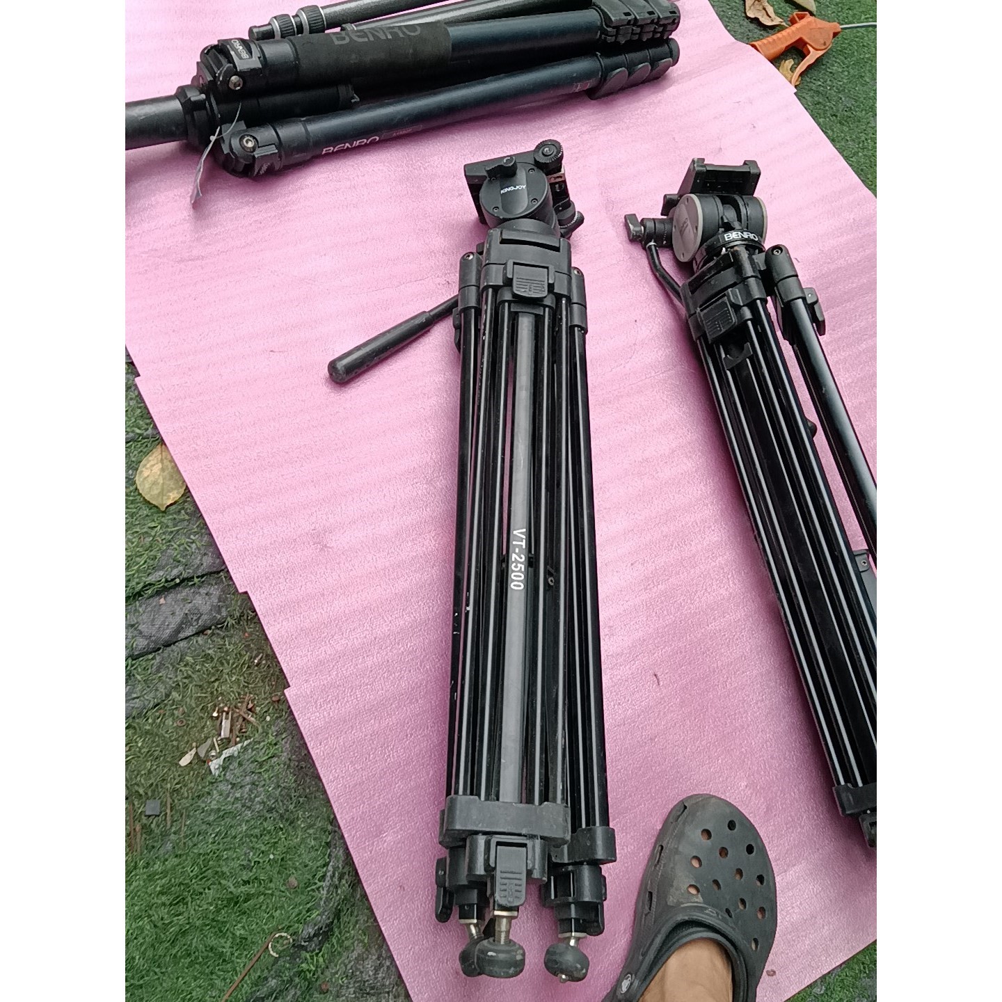 KINGJOY VT-2500专业摄像机三脚架,带液压云台,议价产品