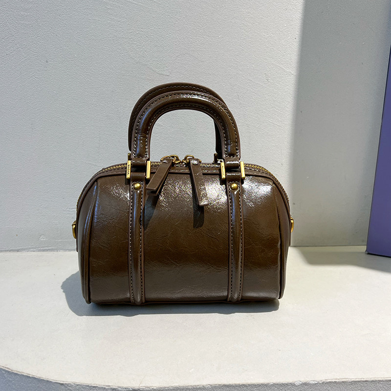 玛莎高级感波士顿包复古手提枕头包女2025新款时尚百搭单肩斜挎包,箱包皮具/热销女包/男包,通用款女包,淘宝优惠券,粉丝福利购,淘宝优惠卷