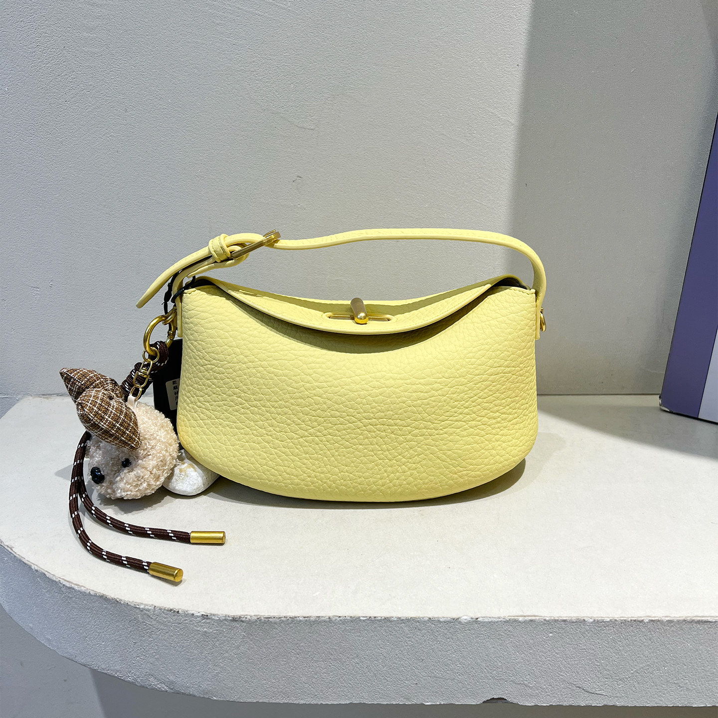 同丰质感红色手提包时尚元宝饺子包女2026春夏新款洋气锁扣斜挎包