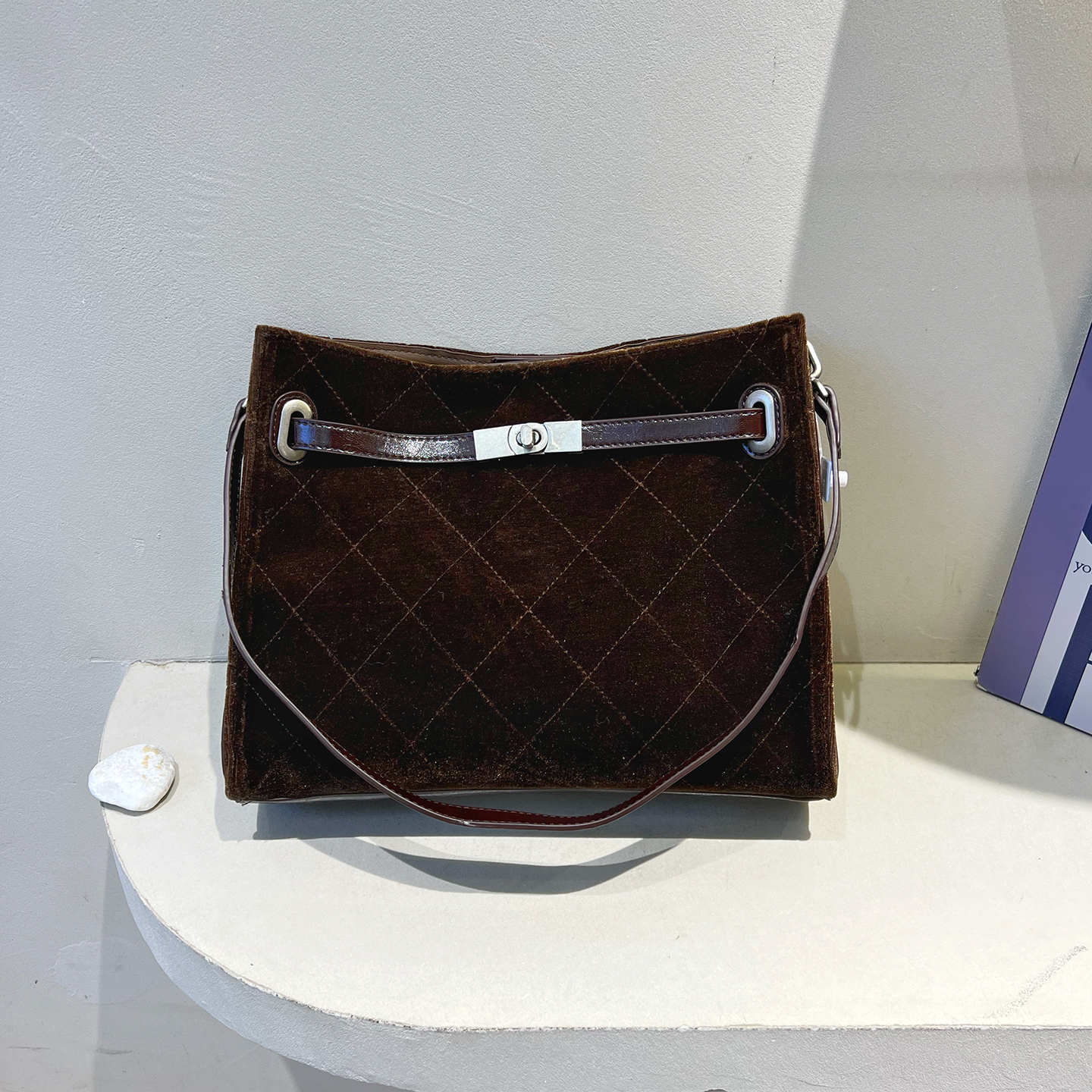 丝绒凯莉托特包菱格腋下单肩包