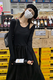 黑色针织假两件连衣裙女春秋新款法式赫本风收腰显瘦长袖背带长裙，女装连衣裙，2C037