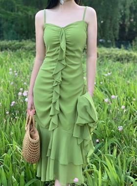 晚时光【秒杀折扣】显身材气气值绿色连衣裙显白中性感吊带鱼尾裙