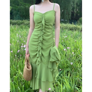 晚时光【秒杀折扣】显身材气气值绿色连衣裙显白中性感吊带鱼尾裙