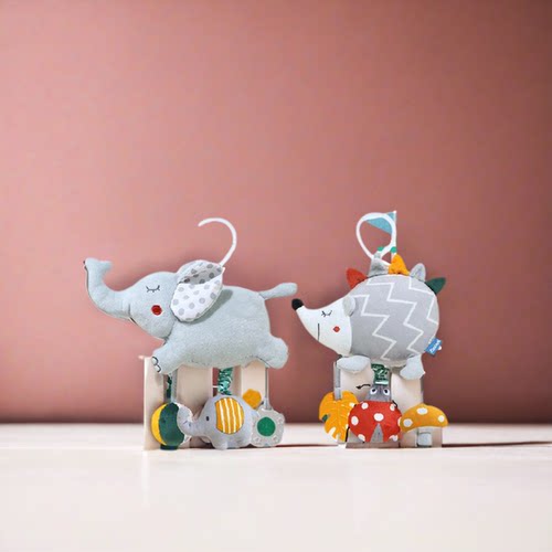 北欧推车拉铃岁婴儿床新生儿玩汽车音乐挂件铃风铃风宝宝挂件1-12