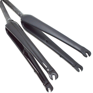 全碳纤维公路自行车内走线直管锥管平碟刹快拆兼圈C刹前叉适合25C