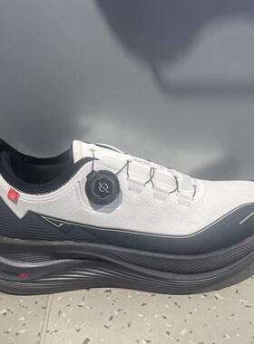 安踏2025冬绝阅缓震耐磨男商务通勤黑色旋钮运动跑步鞋112545502R