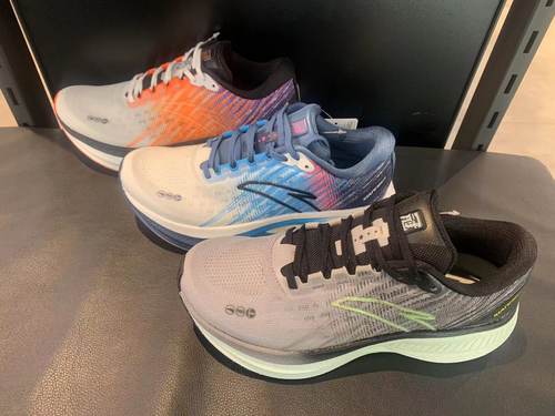 安踏2024秋冠军3代氮科技男跑鞋