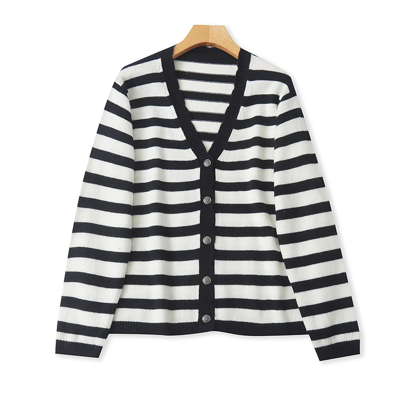 V领长袖条纹针织衫春秋季新款