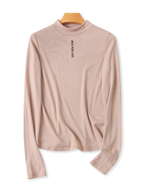 刺绣字母T恤衫 春秋新款长袖针织修身时尚体恤 女打底衫上衣05141