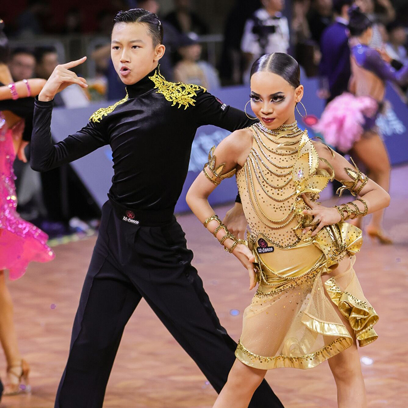 星辰舞服比赛花服系列高贵气质款