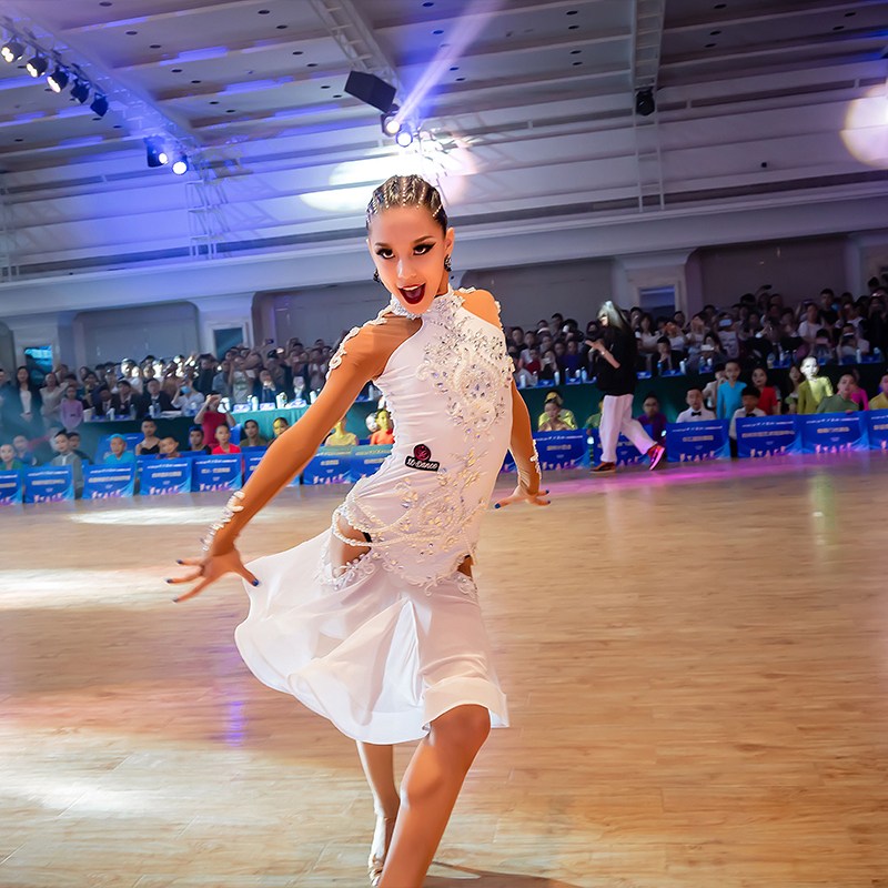 星辰舞服拉丁舞花服气质款新款