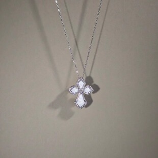 Cute luck白色潮牌十字架项链中性男女卫衣毛衣链轻奢高级感饰品