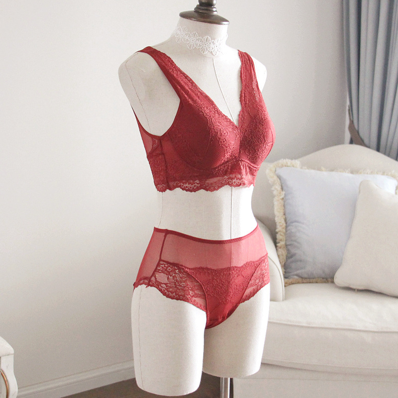 显白砖红色复古文胸无钢圈内衣女性感蕾丝聚拢收副乳大胸显瘦薄款