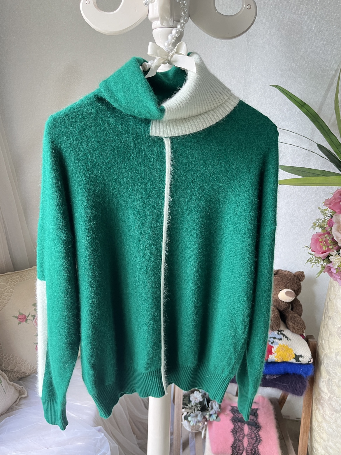 复古毛衣绿色高领双色拼接秋冬新款兔毛百搭温柔气质兔毛打底衣