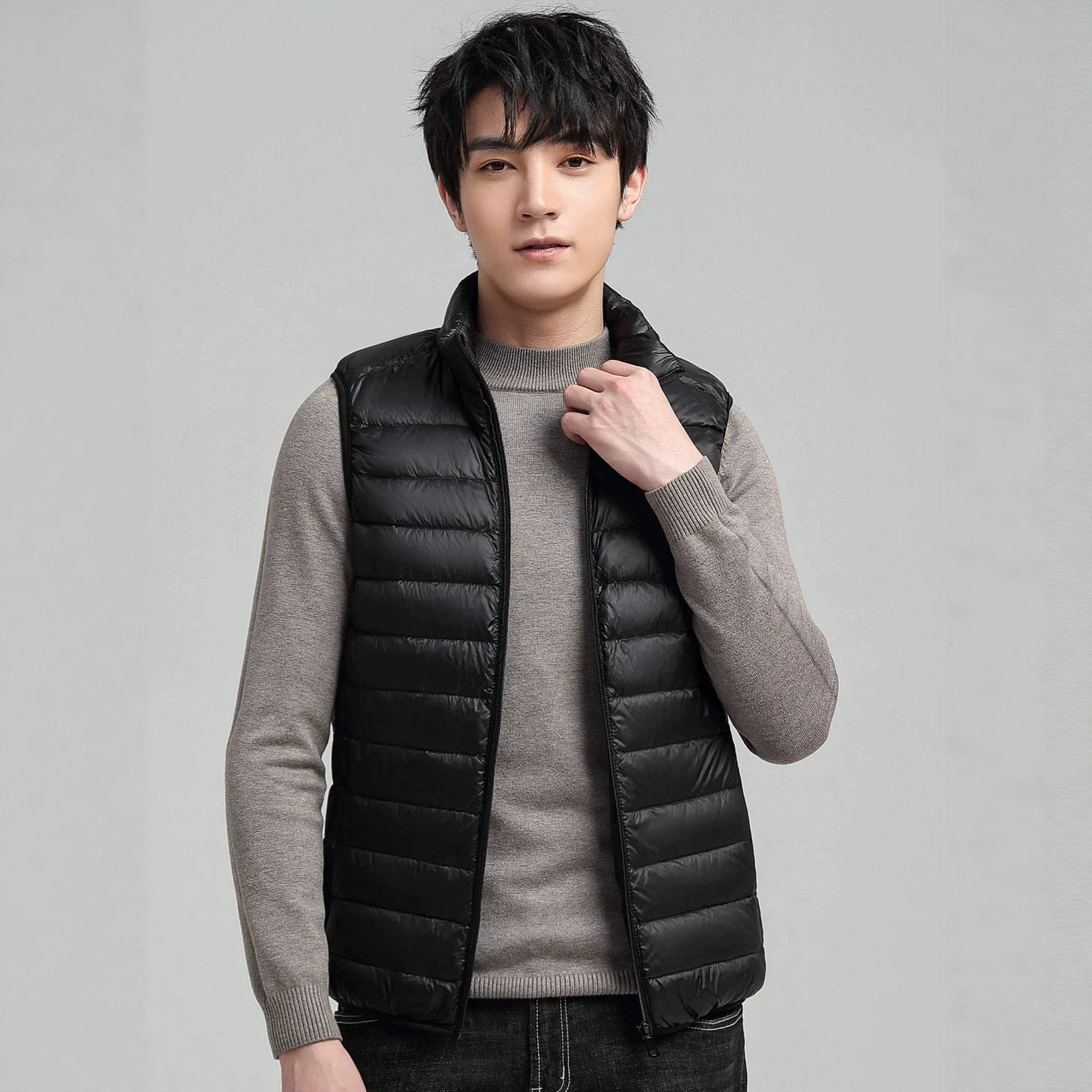 2025新款秋冬季男马甲羽绒服男式薄款羽绒外套青年大码休闲男装