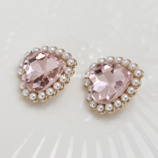 高档精致小香风粉色爱心珍珠金属钮扣毛衣开衫西服装饰扣呢大衣扣