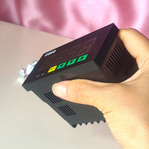 CS9640Z变频器专用频率表转速表0-10V/20mA/4-20mA线速度表0-9999