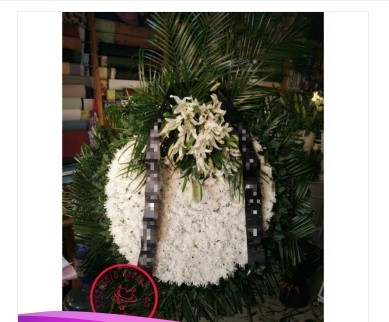 鲜花花圈多少钱 鲜花花圈价格 小麦优选