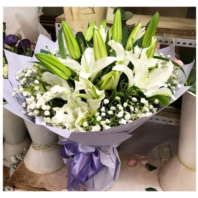 怀化鹤城区湖天一色天星坪德天商业广场鲜花店520配送玫瑰花束