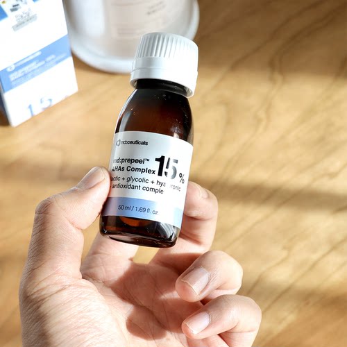 mdceuticals  亮颜焕肤精华液15%