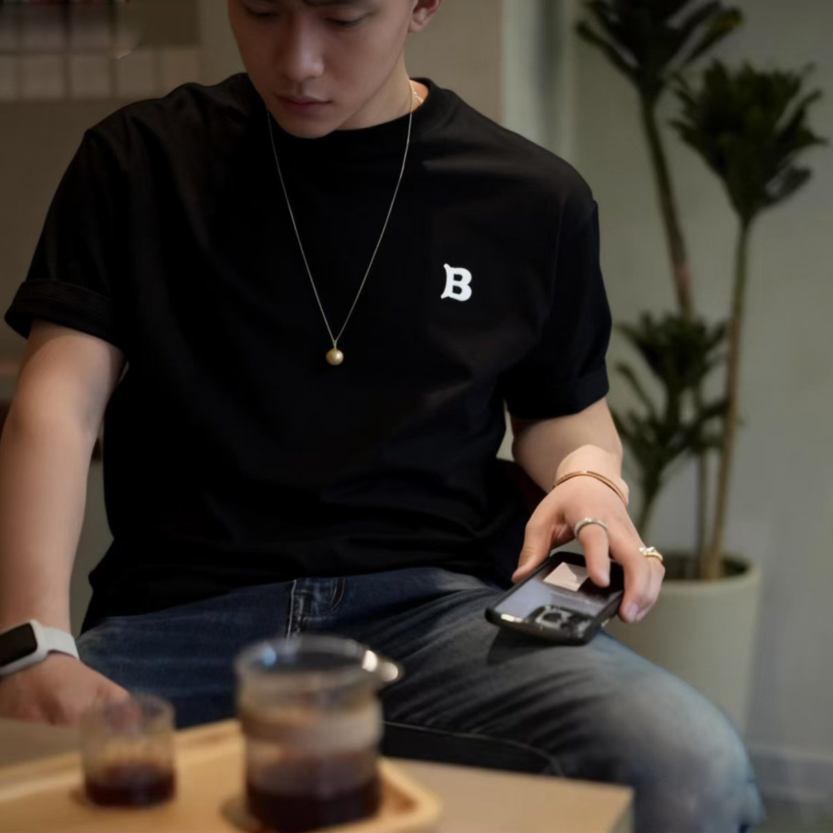 870-重磅纯棉小领口短袖T恤男 夏季小logo 简约B标打底衫黑白潮