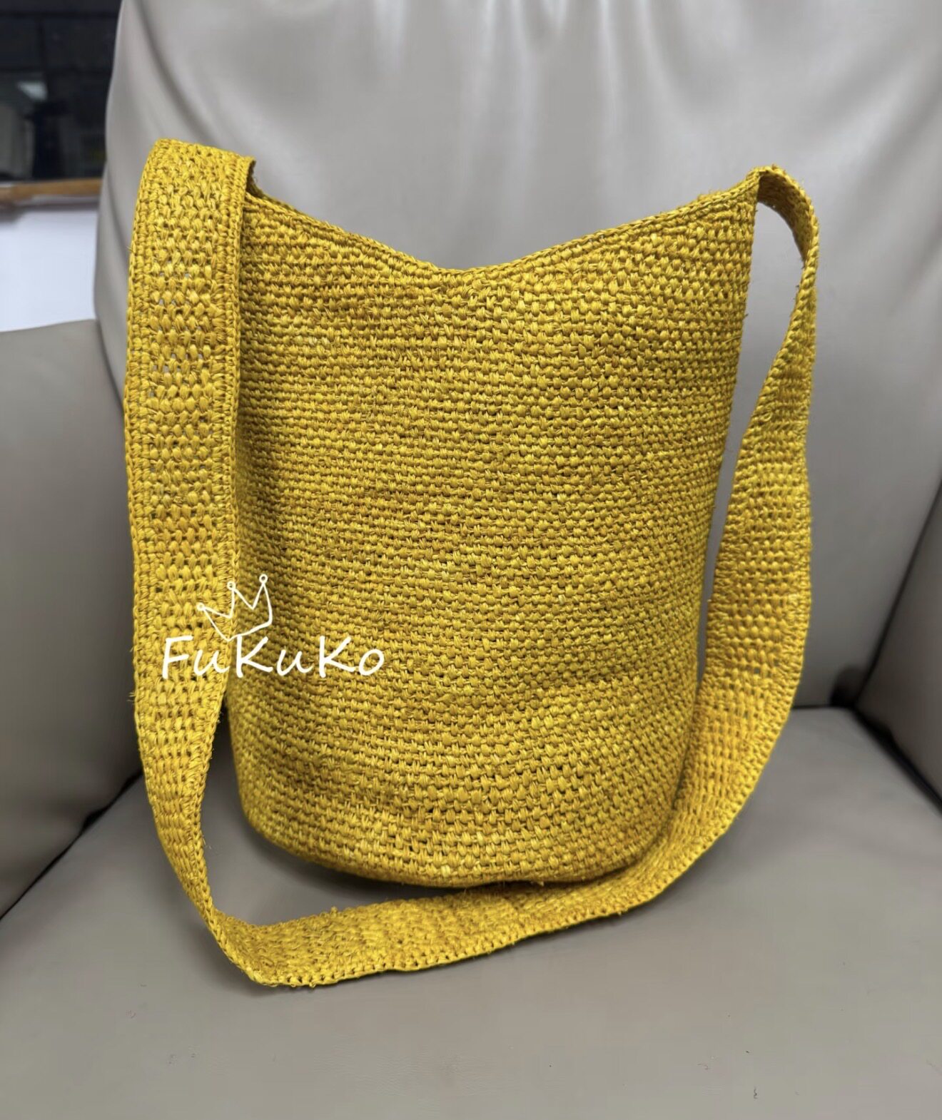 Fukuko新款明黄色拉菲草水桶托特包女士斜挎单肩手提休闲包手工