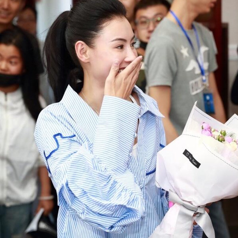 张柏芝同款蓝色经典条纹长袖衬衫女拼接衬衣灯笼袖宽松上衣大码春