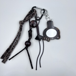 原创设计miu系Kitty潮流豹纹皮质包包挂饰车挂钥匙扣手机链带镜子