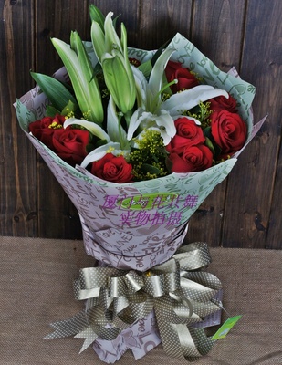 厦门11朵香水友情商务鲜花速递