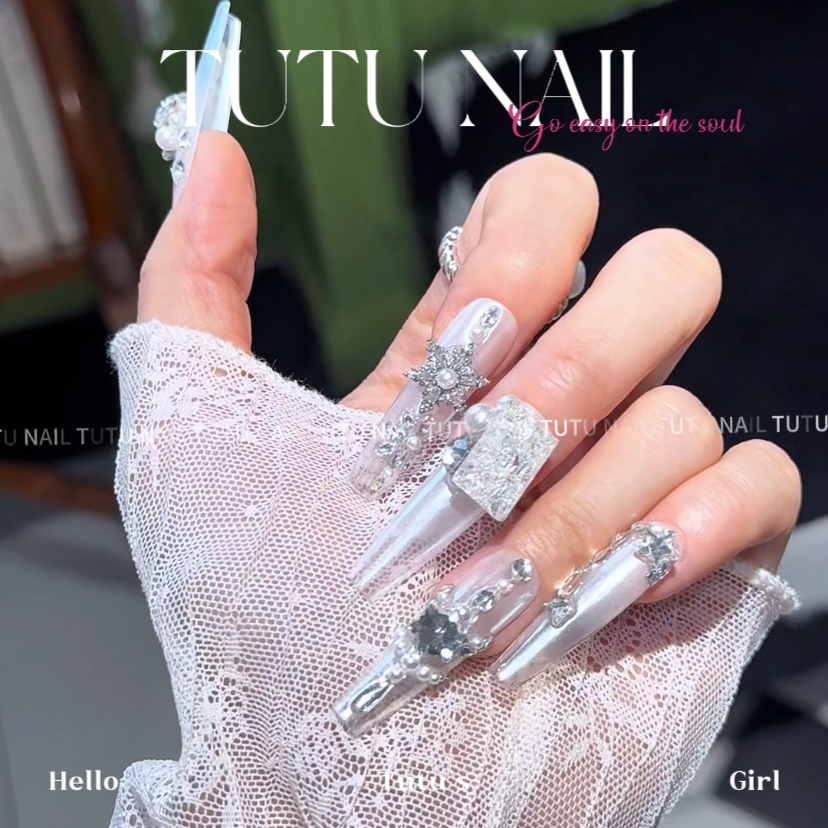 【极光】TUTU NAIL手工穿戴可拆卸结婚美甲婚礼纱珠光白气质重工