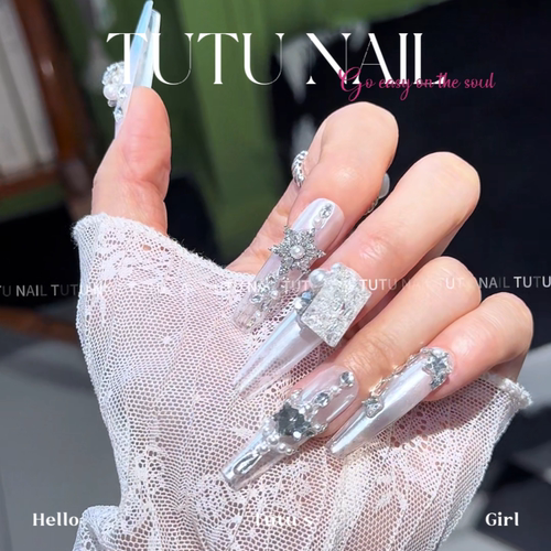 【极光】TUTU NAIL手工穿戴可拆卸结婚美甲婚礼纱珠光白气质重工