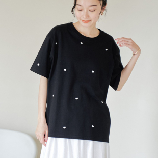 日单日系纯棉黑白色小红心刺绣装 T恤上衣女 宽松直筒型圆领短袖